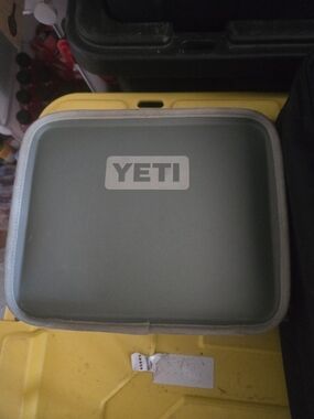 Yeti Gray Soft Cooler Pouch